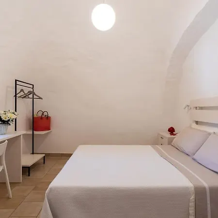 I Trulli Di Morena, Swimming Pool And Relax Apartment
